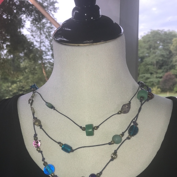 Gorgeous Hand-beaded Necklace - Picture 1 of 8